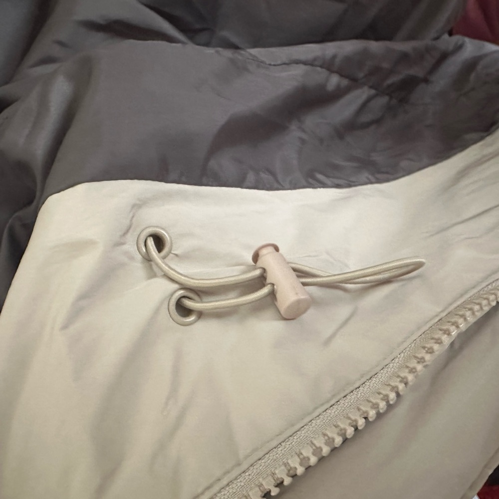 Guess hoodie puffer - Picture 11 of 12